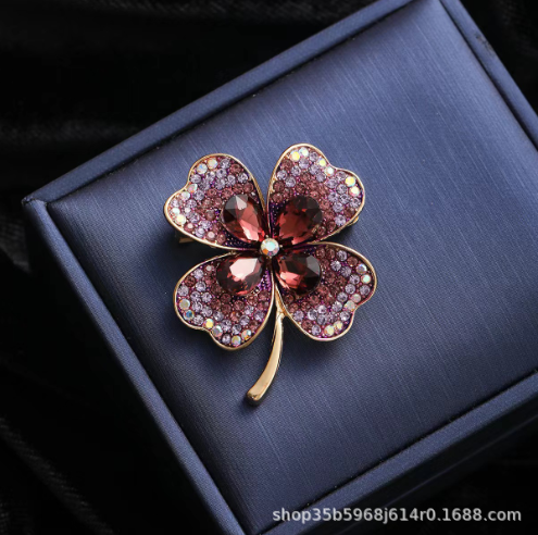 GamTelightpe Glänzende Ziron Broche Lucky à quatre feuilles Cartoon Brosche Abzeichen Kleidung Pin